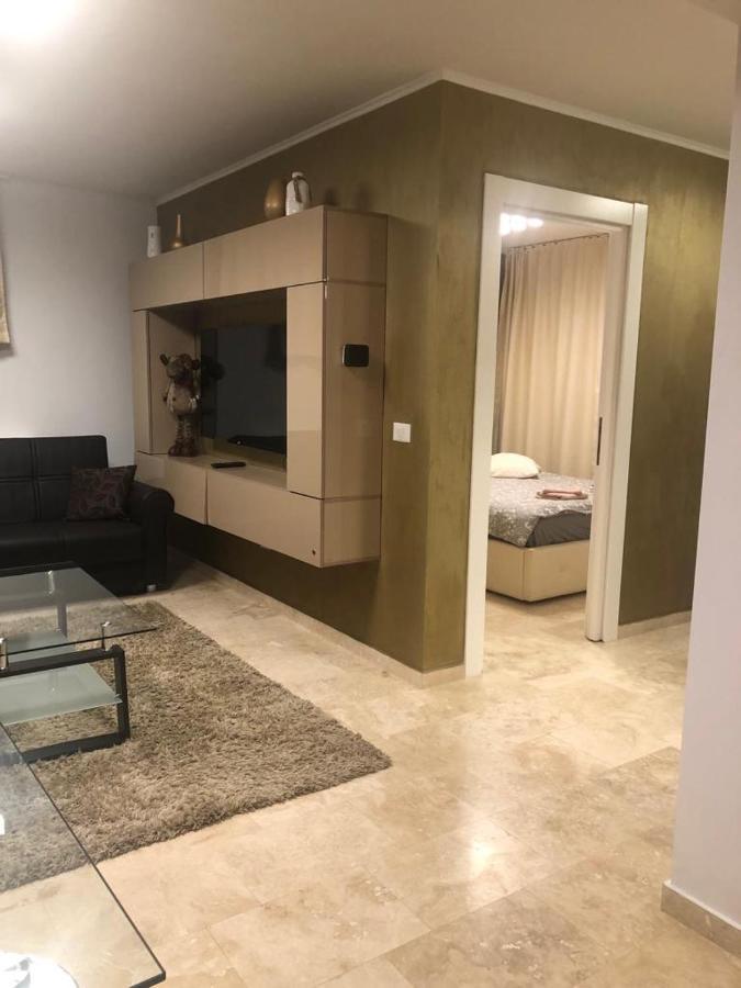 Apartament Nicolle Apartment Poiana Brasov Luaran gambar